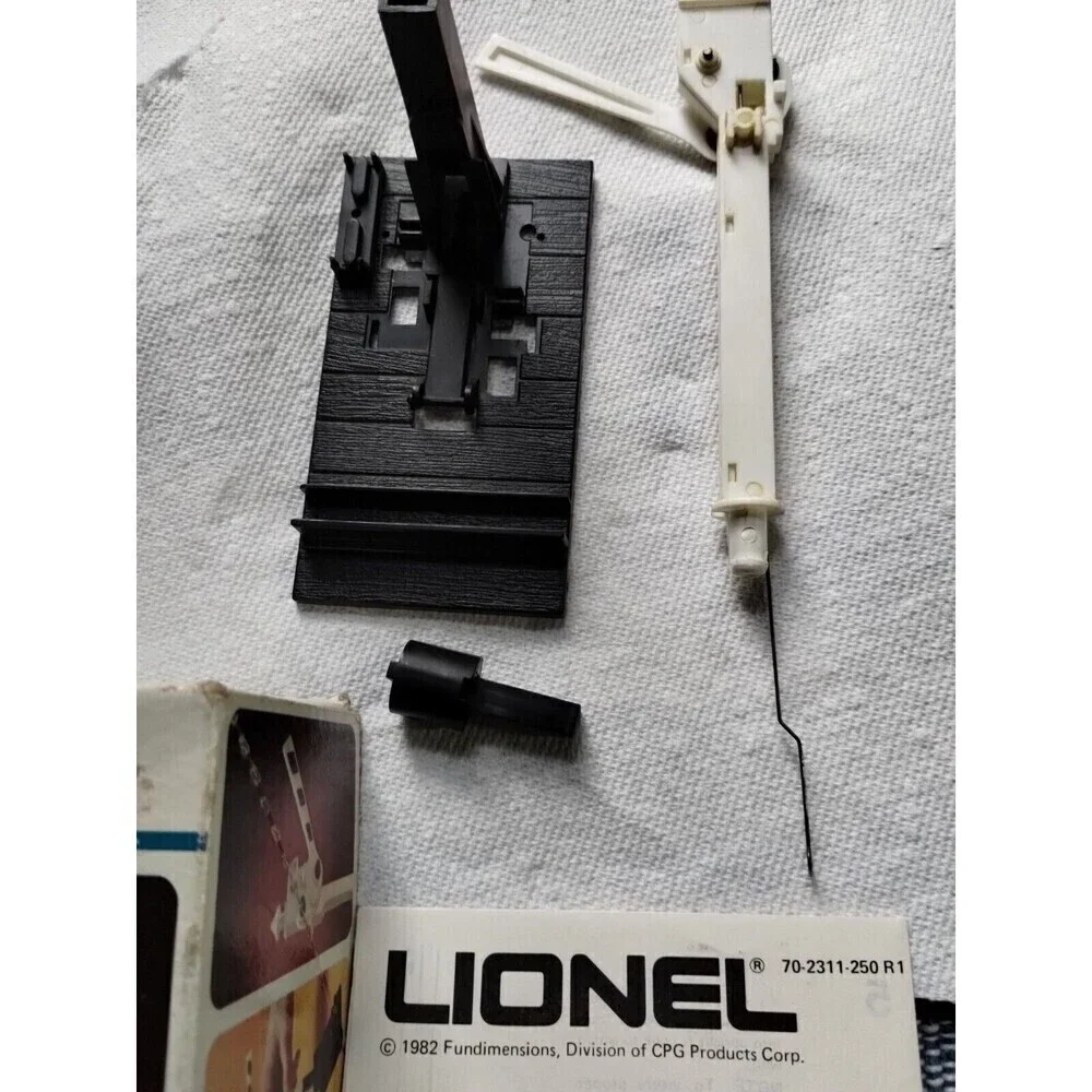 Vintage 1982 Lionel‎ Mechanical Semaphore Good Used condition With Box